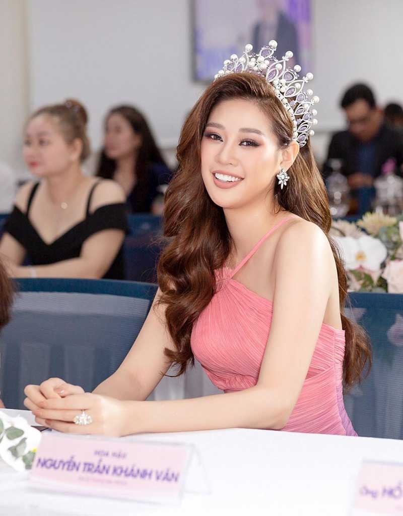 Lễ ra mắt sản phẩm RiTANA