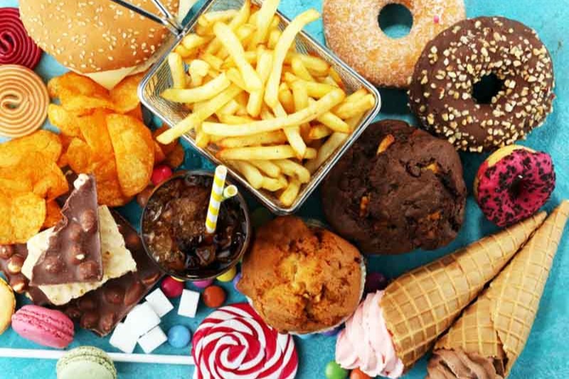 hạn chế ăn đồ ngọt ngừa da lão hóa