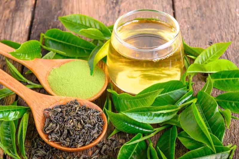 uống trà xanh chống lão hóa da