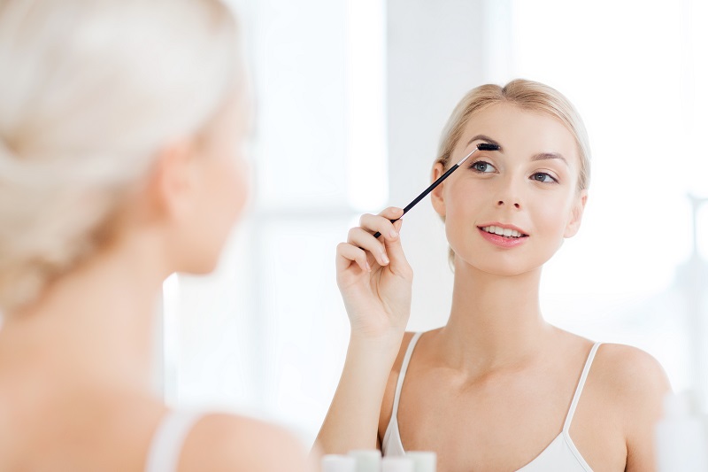 10 bước trang điểm cơ bản dành cho người mới bắt đầu