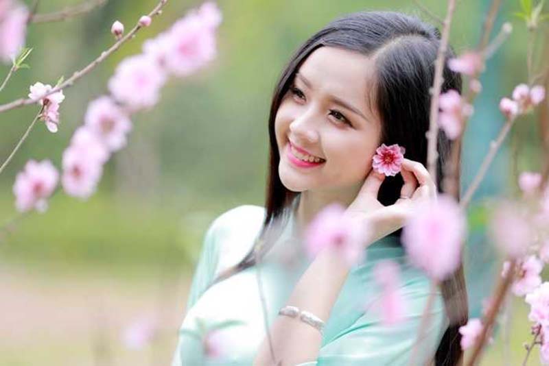12 cách chăm sóc da ngày Tết thêm xinh tươi, rạng ngời