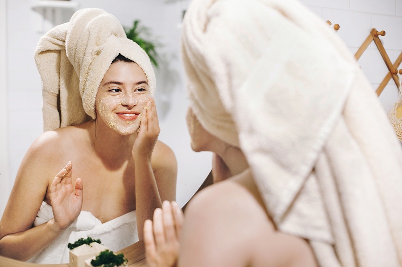 Nguyên nhân da mặt sần sùi và cách khắc phục