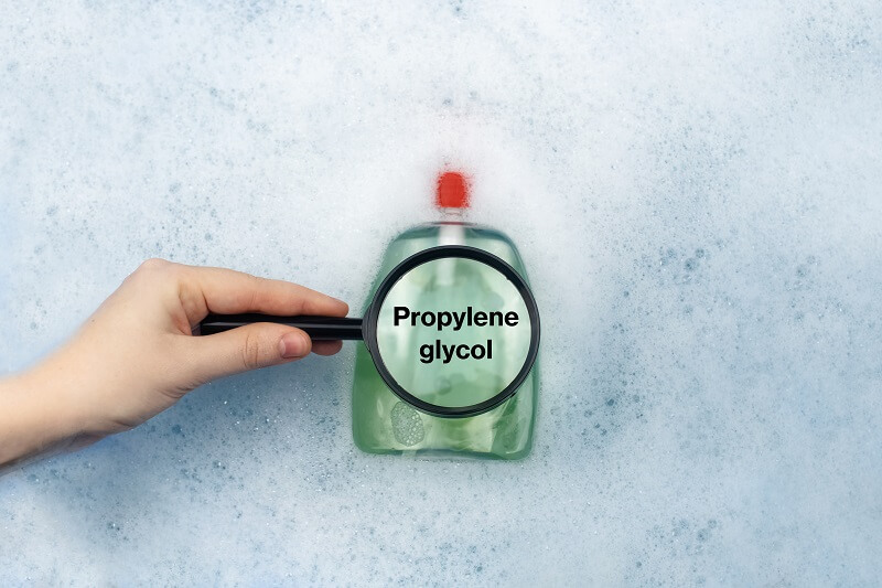 Propylene Glycol trong mỹ phẩm là gì? Có an toàn không?