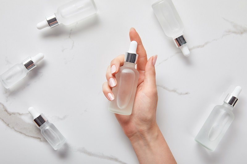 Serum là gì và Top 6 tác dụng của serum đối với da mặt