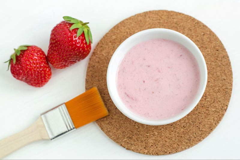 dâu tây trẻ hóa làn da