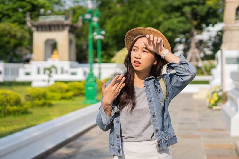 ánh nắng mặt trời gây lão hóa da