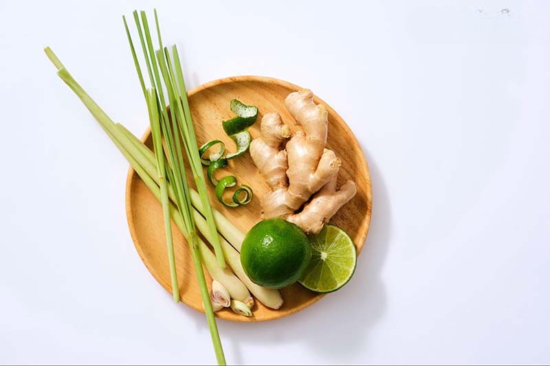 chữa tàn nhang bằng chanh sả gừng