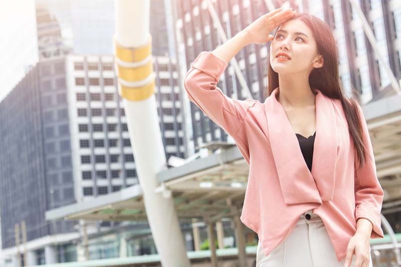 ánh nắng làm sản sinh melanin