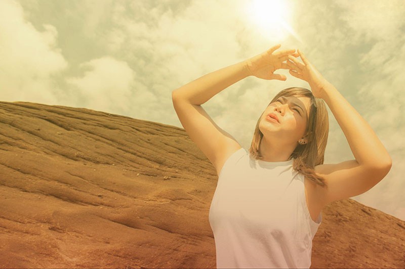 tia uv làm da body sạm đen