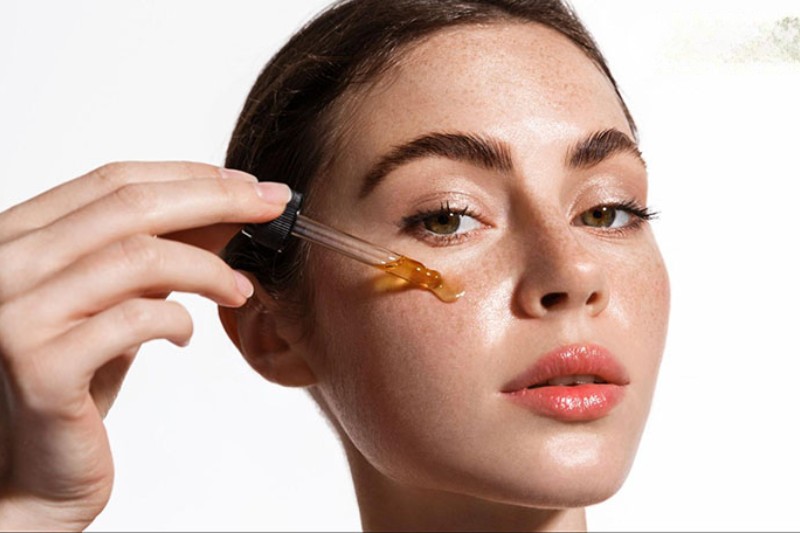 retinol có thể giúp làm mờ tàn nhang