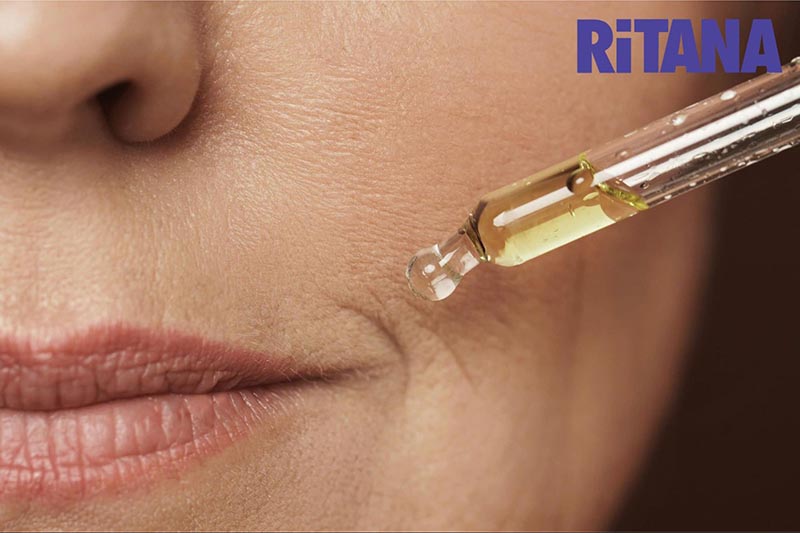thoa serum chống lão hóa cho tuổi 40