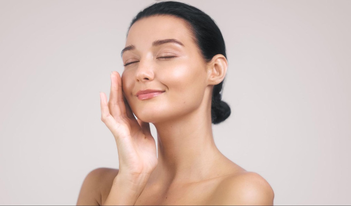 chăm sóc da trước ra nắng để da sáng đẹp